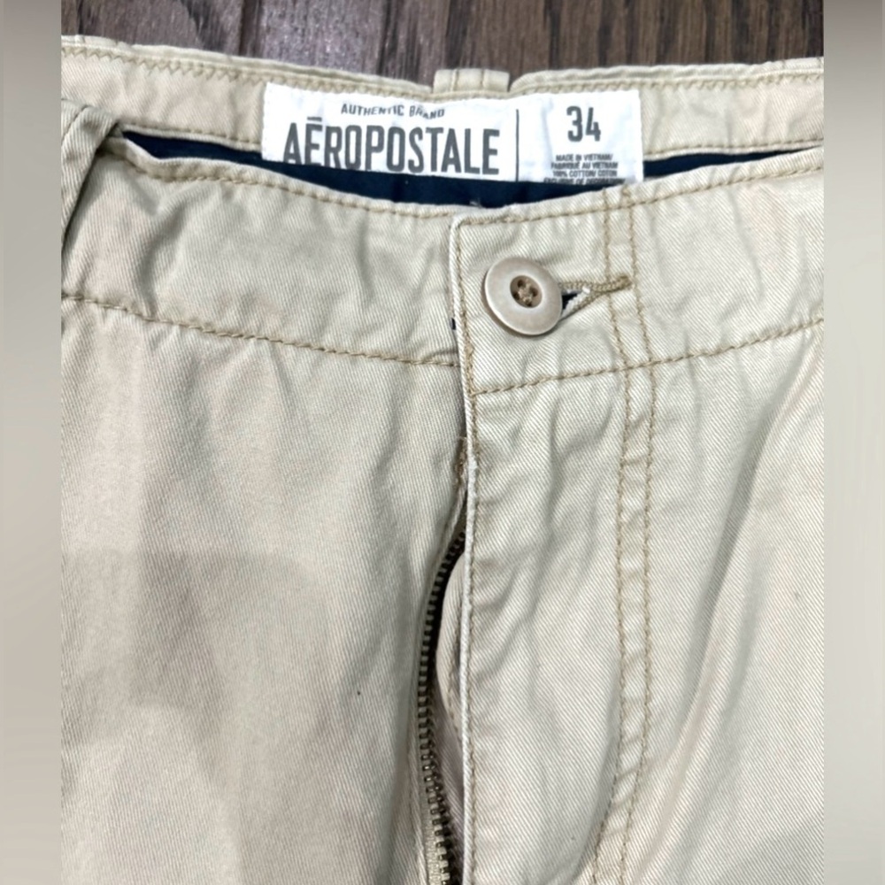 Shorts - Picture 4 of 8